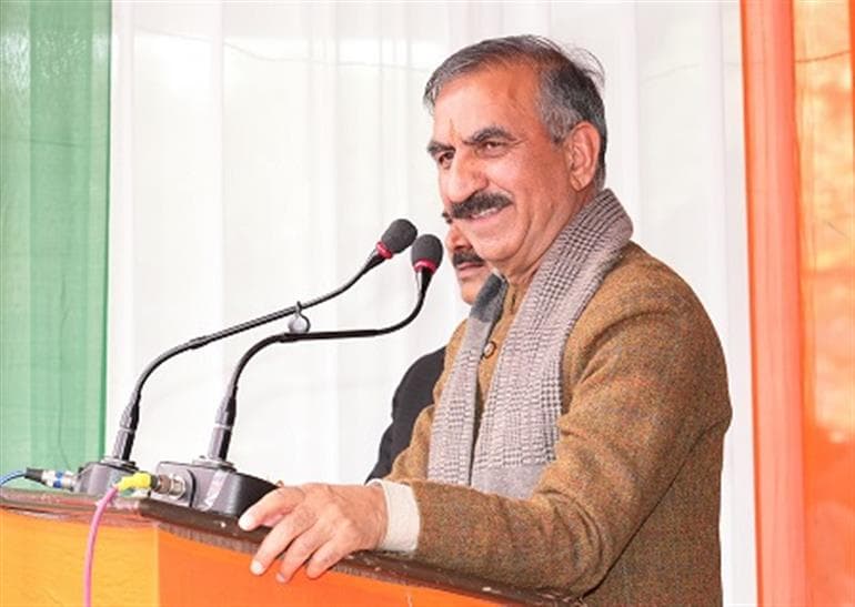 CM congratulates HP Police for securing first position in ERSS-112 response time