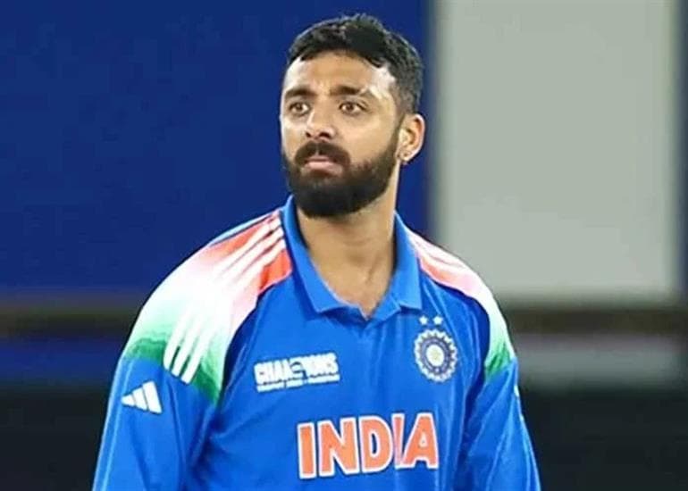 5th T20I: Axar, Ishan and Varun Return as India Opt to Bat First Against New Zealand