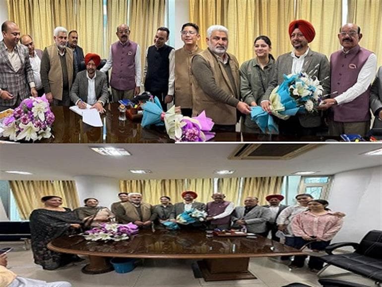 Baljinder Singh Bunty assumes charge as Vice Chairman PSFDC 