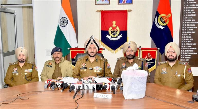Cross-Border Narco-Smuggling Network Busted in Amritsar; 7.6 Kg Heroin Seized 