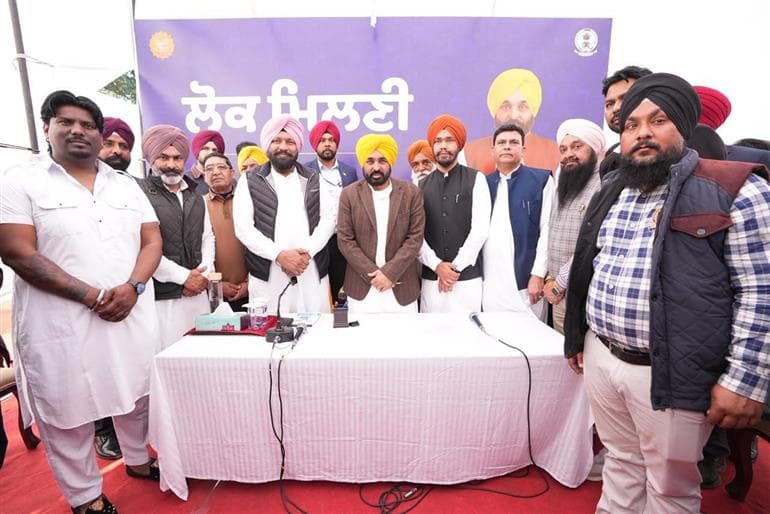 CM Mann Holds ‘Lok Milni’ in Jalandhar, Resolves Public Grievances on the Spot 