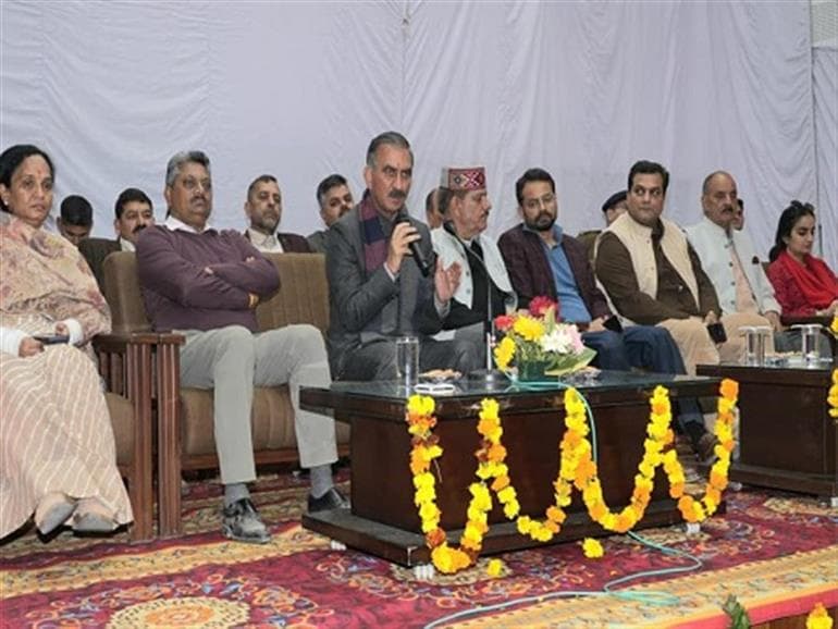 CM interacts with doctors at Dr. Radhakrishnan Government Medical College, Hamirpur