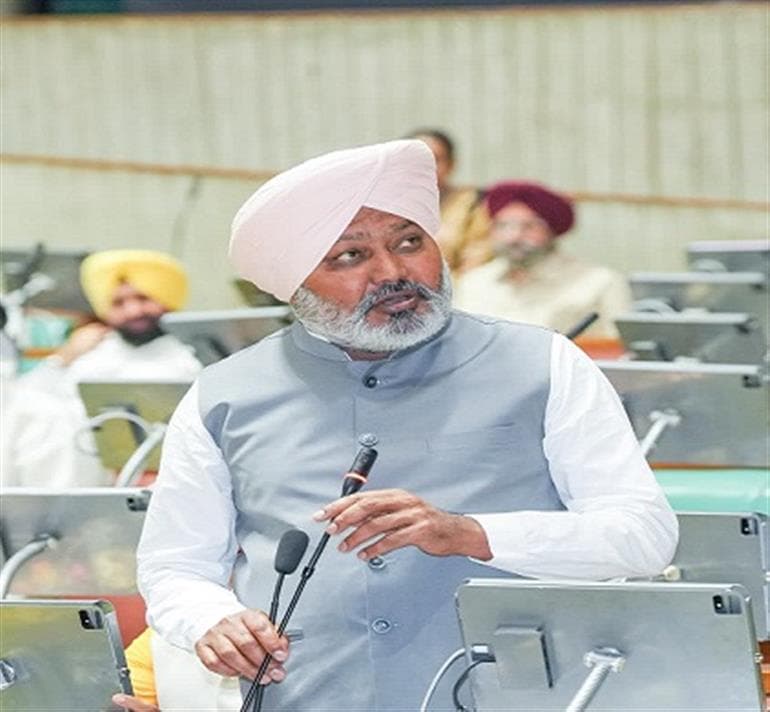 Congress MLA calling Speaker, ministers & AAP MLAs ‘bonded labourers’ is insult to Constitution & people’s mandate: Cheema