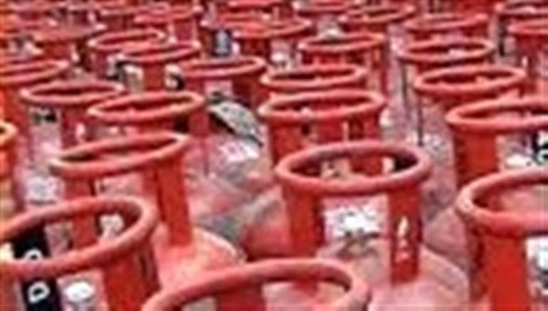 LPG Rates Remain Stable Amid Earlier Hikes ; No Change in Petrol-Diesel Prices Today