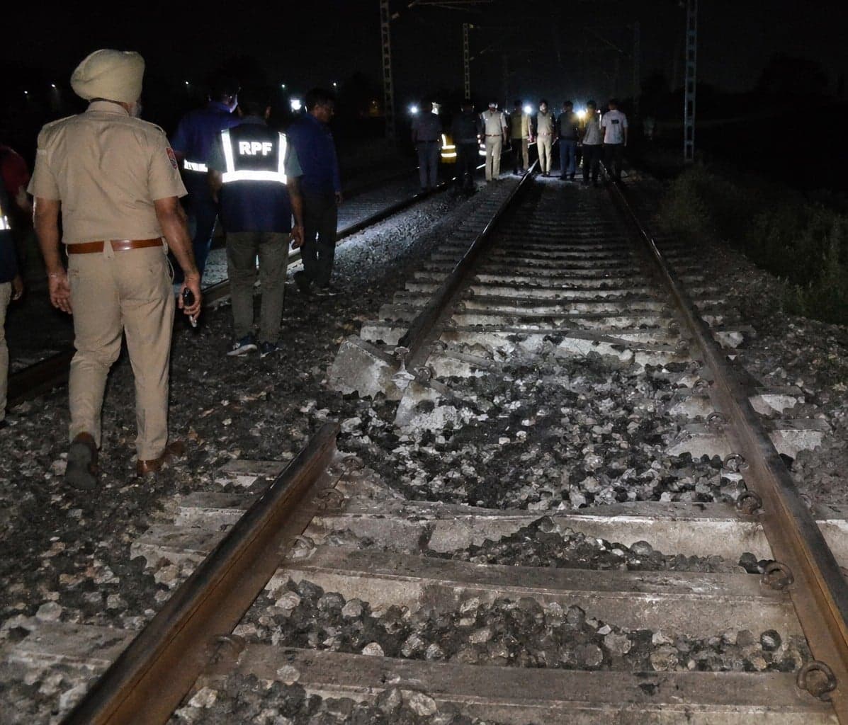 Attempt to Blow Up Railway Track in Patiala; Suspected Bomber Killed in Explosion, Body Torn Apart
