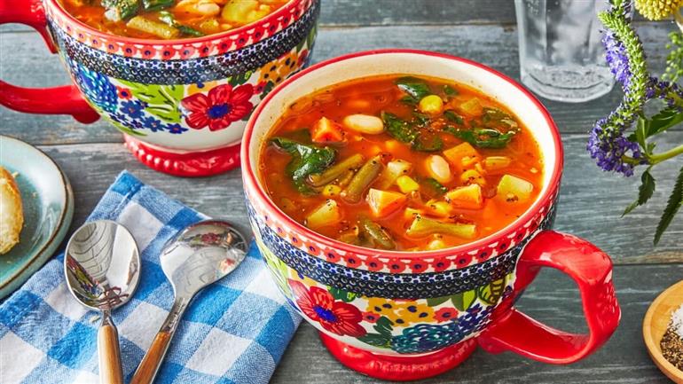 Surprising Benefits of Drinking Vegetable Soup Daily in Winter 