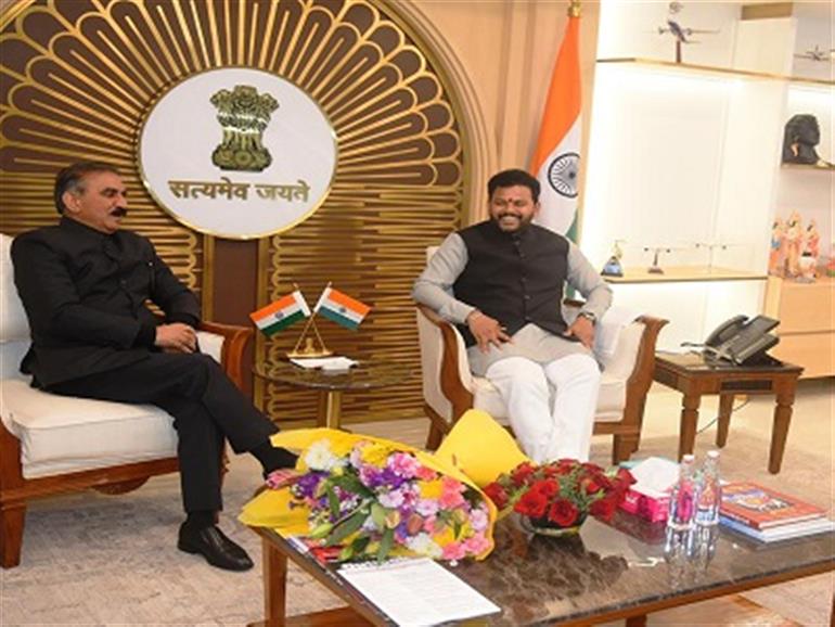 CM Seeks centre&39;s support for expansion of Kangra airport and special grant for the project