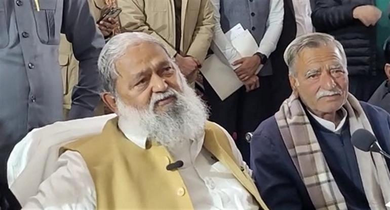 11 out of 15 grievances redressed in Sirsa Grievance Redressal Committee meeting, two officers suspended – Energy Minister