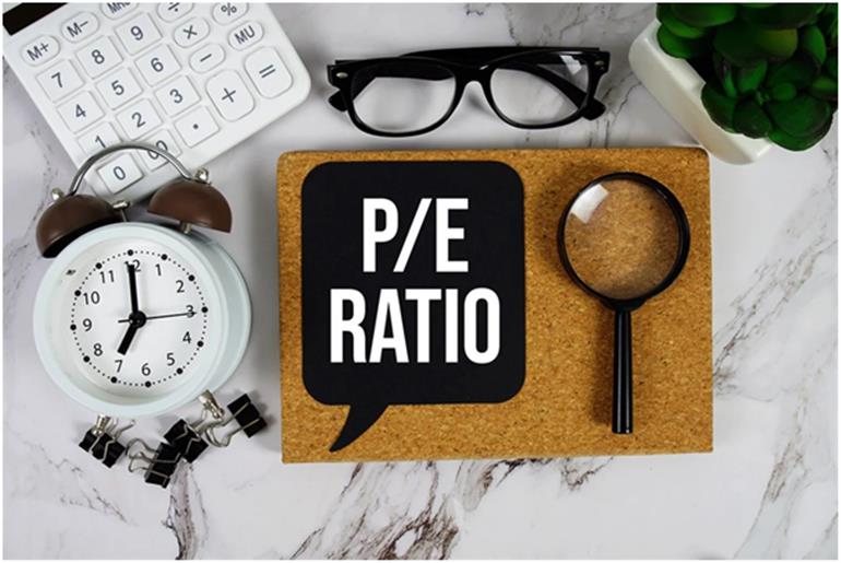 8 Mid-Cap Stocks with Low PE Ratios Ready to Surge by 30%