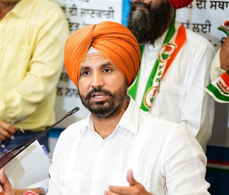 Punjabis neither buy communalism, nor theatrics: Warring