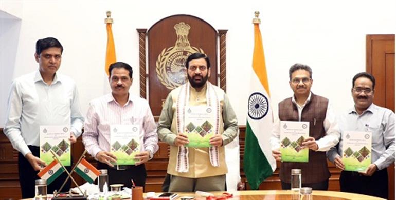 Need to encourage farmers to cultivate medicinal and aromatic plants: CM Saini