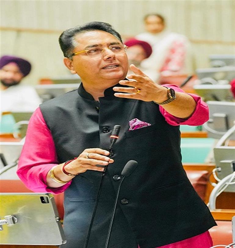 Congress dodging debates to conceal unfulfilled promises : Aman Arora