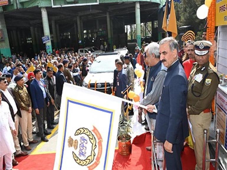 CM launches prepaid taxi service for 26 locations from ISBT Tutikandi