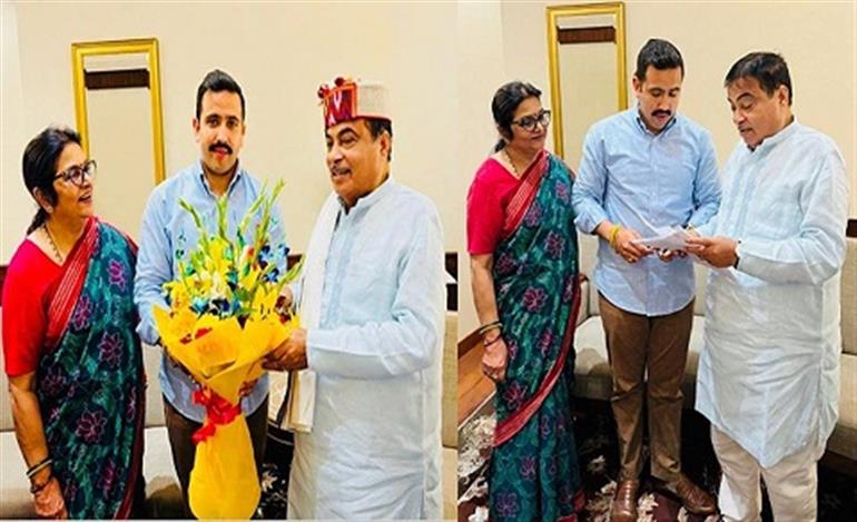 Vikramaditya meets Gadkari at Parliament House; seeks strong Central support for key road, bridge and tunnel projects