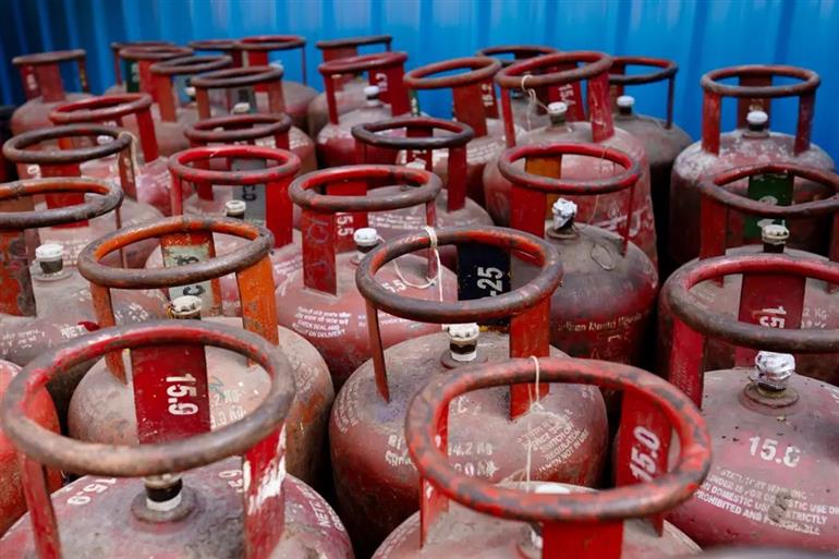 Amid Supply Worries, Govt Calls Underweight LPG Cylinder Claims “Speculative” 