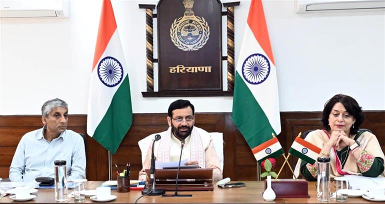 Haryana CM Nayab Singh Saini Reviews Central Schemes, Pushes for Faster Execution and Transparency