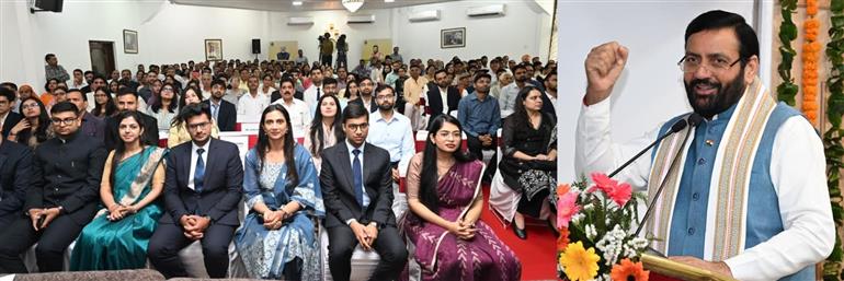 Chief Minister addressed a felicitation ceremony for newly selected UPSC candidates held in Chandigarh. (Punjab Newsline)