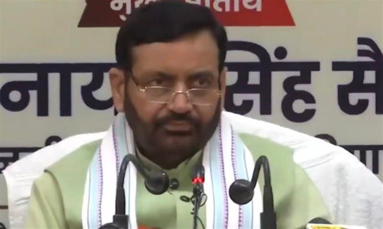 Chief Minister Nayab Saini participated by recording his self-enumeration data.