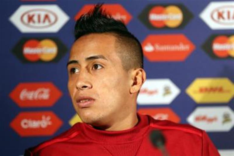 Cueva returns to Peru squad for crucial WC qualifiers