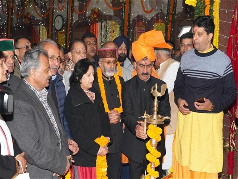 Himachal : Chief Minister lights diyas as 24-hour ‘Akhand Path’ begins at Ram Mandir