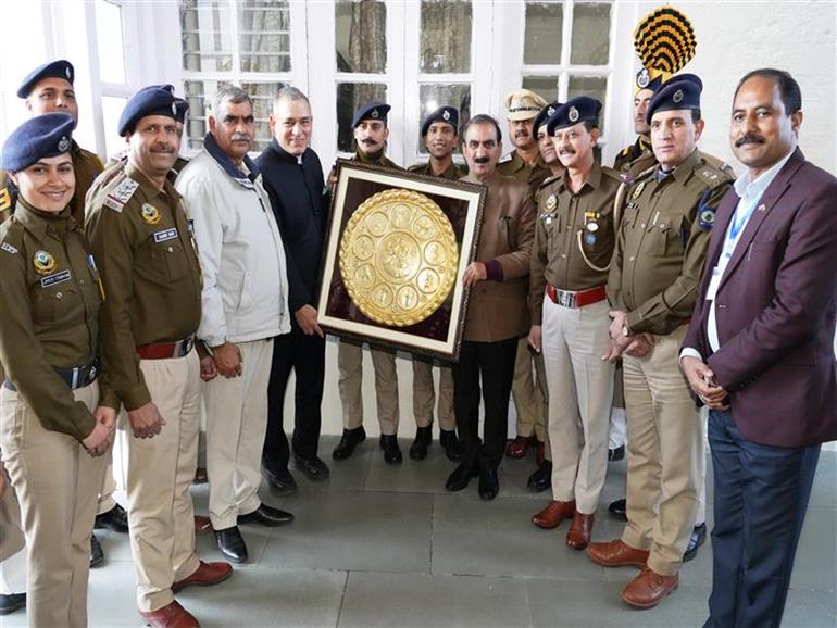 Police personnel thank CM for increase in their diet money