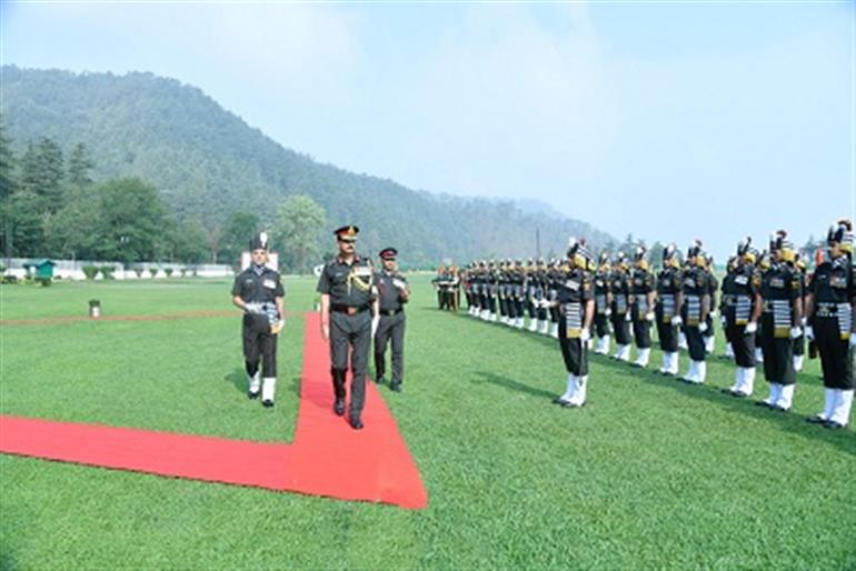 Lt.Gen Devendra Sharma takes over as new GOC in chief of ARTRAC Shimla