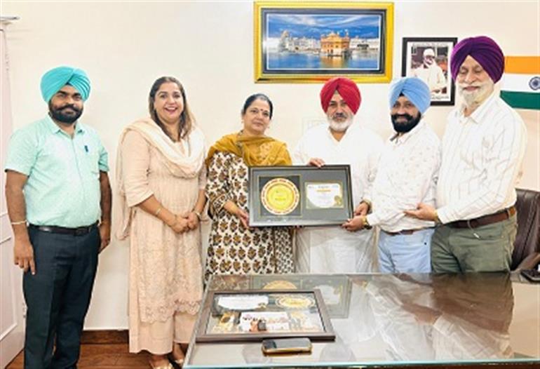 Punjab clinched &39;Best Performing State Award&39; in India under AIF Scheme