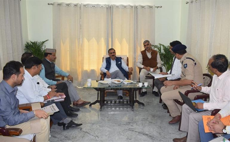 Himachal : CM directs acceleration of development projects in Dehra Constituency