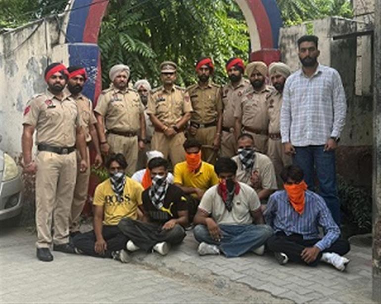 Jalandhar Police busts notorious Ankush Bhaya Gang; 9 including Kingpin and police constable held