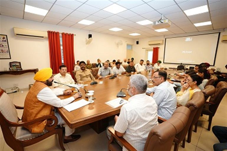 CM reviews arrangement for paddy procurement in State 