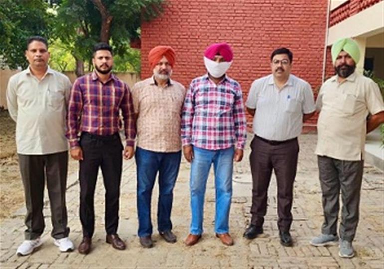 Vigilance Bureau arrests PSPCL Head Cashier for accepting Rs 50,000 bribe