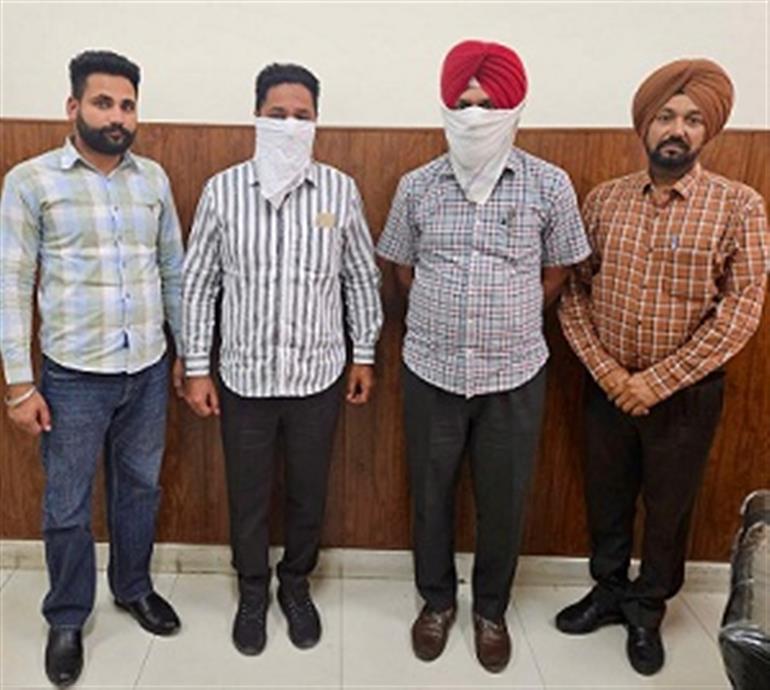 Vigilance arrests former SHO, ASI for taking Rs 50K bribe