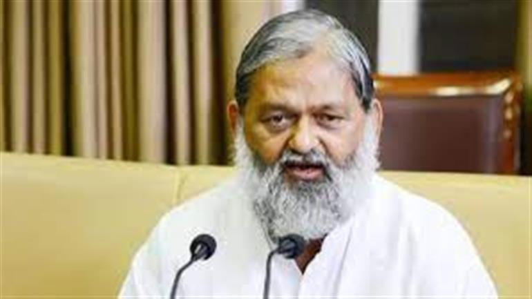 Health facilities should be ensured for workers: Anil Vij