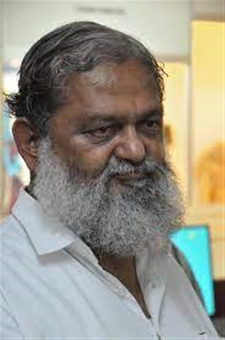 Get solar mapping done in all villages of state, Anil Vij instructs officials