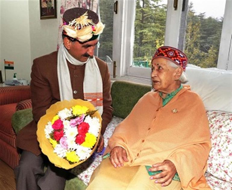 Himachal : CM extends birthday wishes to Vidya Stokes