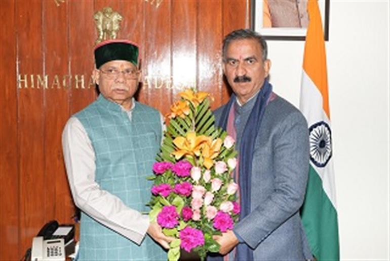 Himachal : Chief Minister greets Governor on New Year