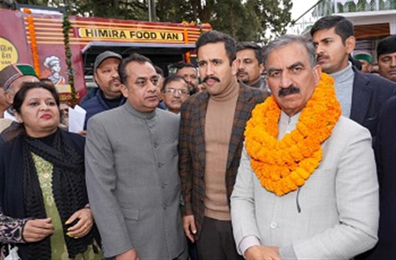 Himachal : People from Sunni area thanks CM for approving SDM Office