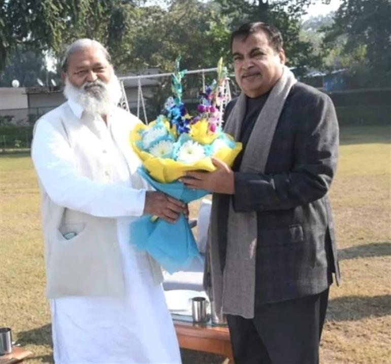 Haryana Transport Minister meets Union Minister Gadkari