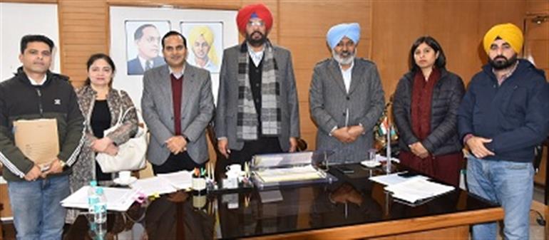 Punjab Cabinet Sub-Committee Holds Productive Meetings with Employee Unions