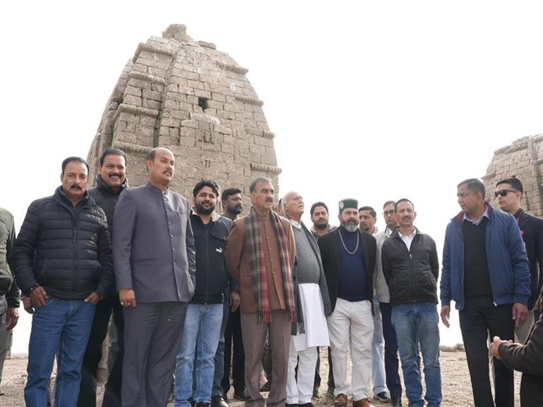 CM Sukhu directs forest dept to ensure safety of migratory birds; Visits Pong Dam, Bathu-Ki-Lari