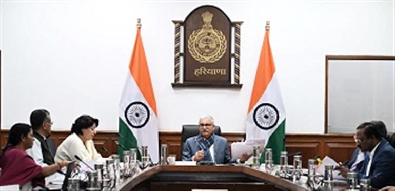 CS Stresses Effective Implementation of Special Swachhta Campaign and Administrative Reforms