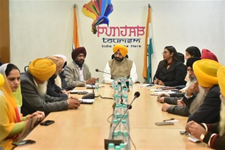 Sond presides a High-Level Meeting for the Restoration and Maintenance of Jahaz Haveli in Fatehgarh Sahib