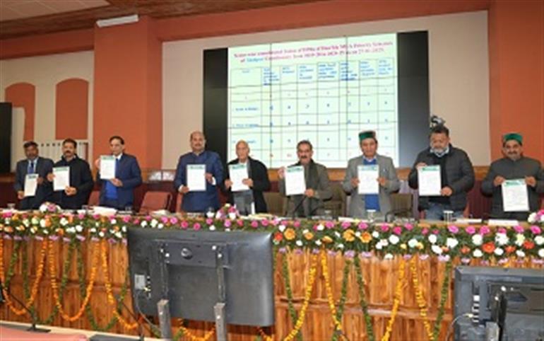 Himachal : CM launches registration form for natural farming