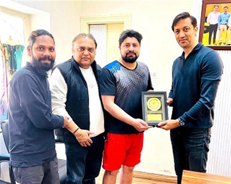 Former Indian Badminton Team Coach Gaurav Malhan to Train Jalandhar Players