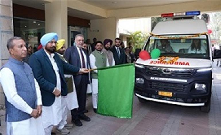  Health minister launches 10 New mobile medical units to boost rural healthcare access