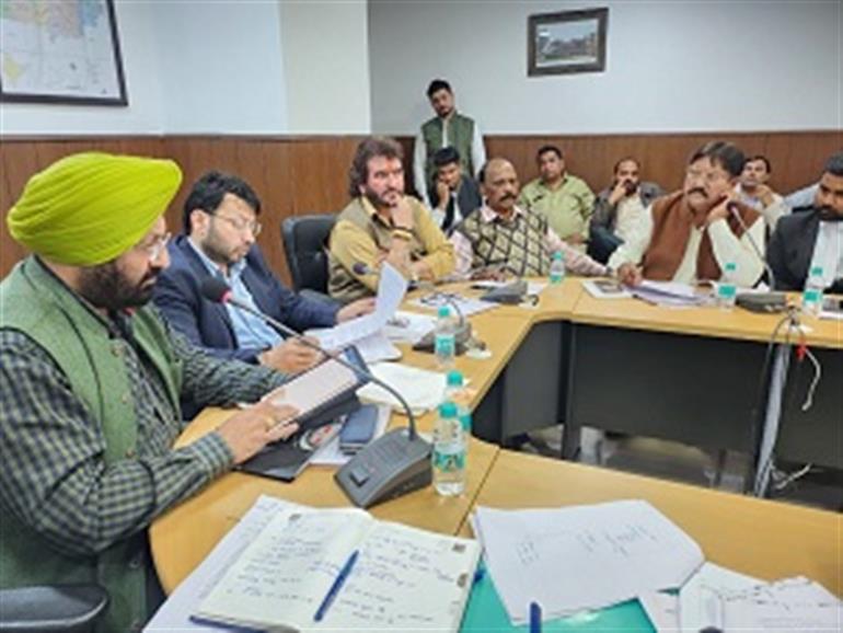 Govt assure Resolution of Sewer Men and Sanitation Workers’ Legitimate Issues: Dr. Ravjot