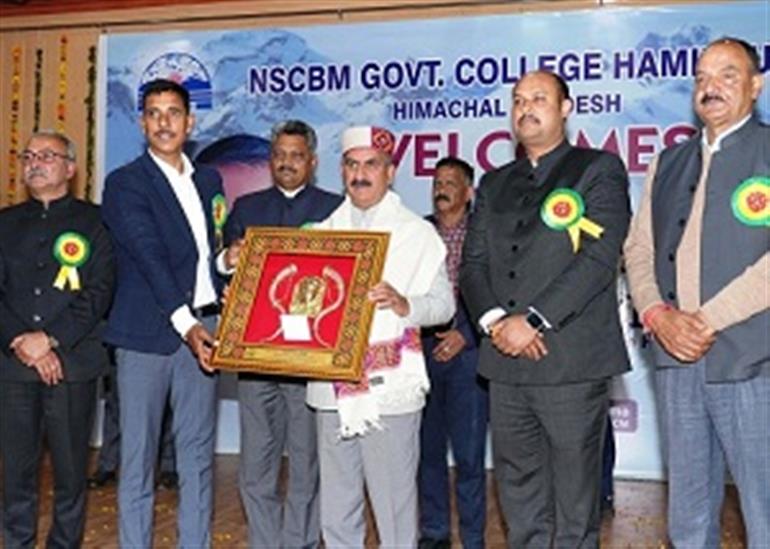 CM announces MBA, MCA, MA Hindi and Political Science courses in Hamirpur College