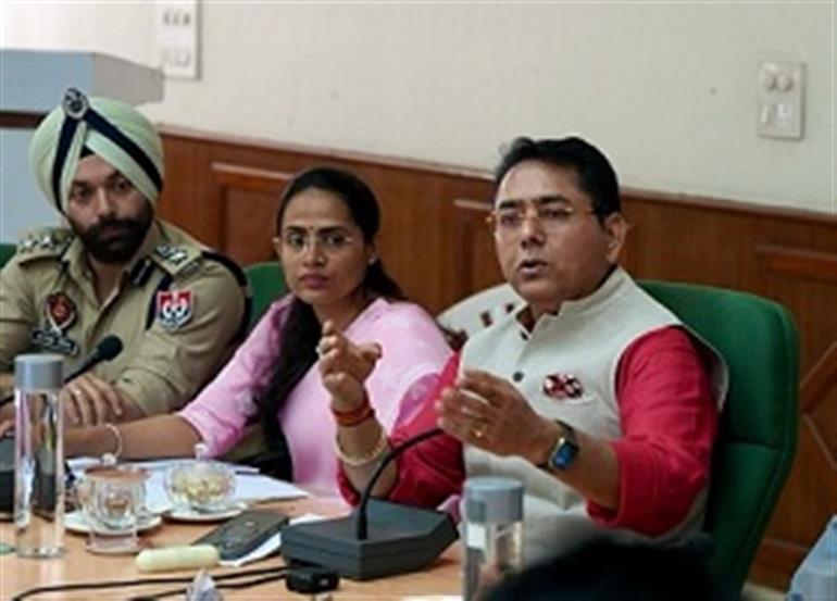  Aman Arora calls grassroot pillers of governance to adopt zero tolerance stance against drug peddlers