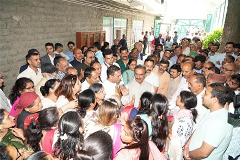 Himachal : Various delegations call on Chief Minister
