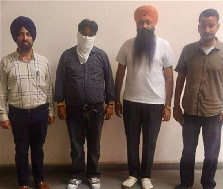 Vigilance Bureau arrests recovery agent taking Rs. 50,000 bribe